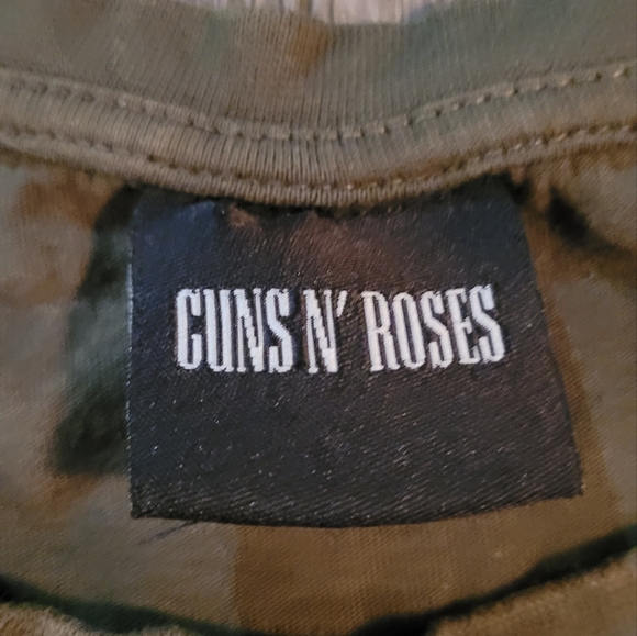 Olive Green Guns N' Roses Tee - Picture 2 of 3
